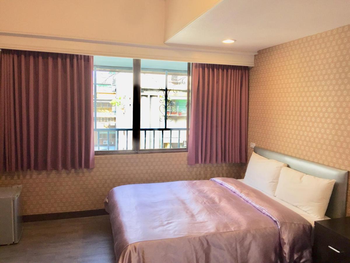 One Plus One Hotel Tchaj-pej Exteriér fotografie